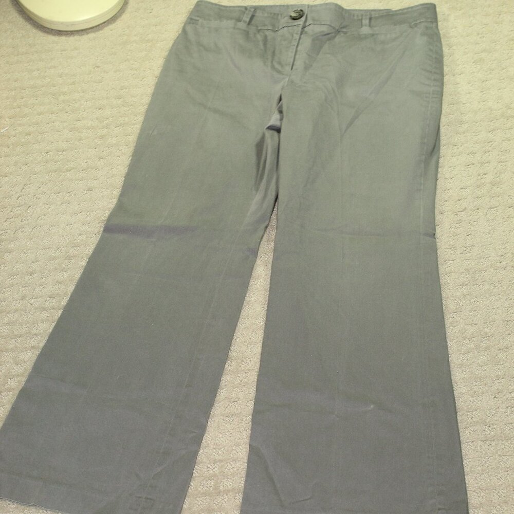 Ann Taylor Signature Women's 10 Grey Chino Wide Leg Pants